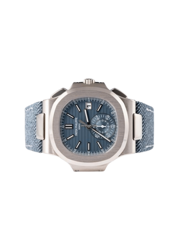 Pateek philippe nautilus elegant watch with dial and strap